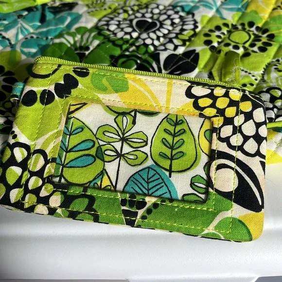 Vera Bradley Retired Lime Up Hipster Cross Body Purse & coin Purse Green Yellow - Picture 10 of 10